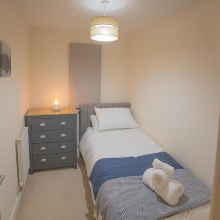Sleeps9 Parking&Garage 17 Mins To Gatwick, 30 To London Villa Merstham Kültér fotó