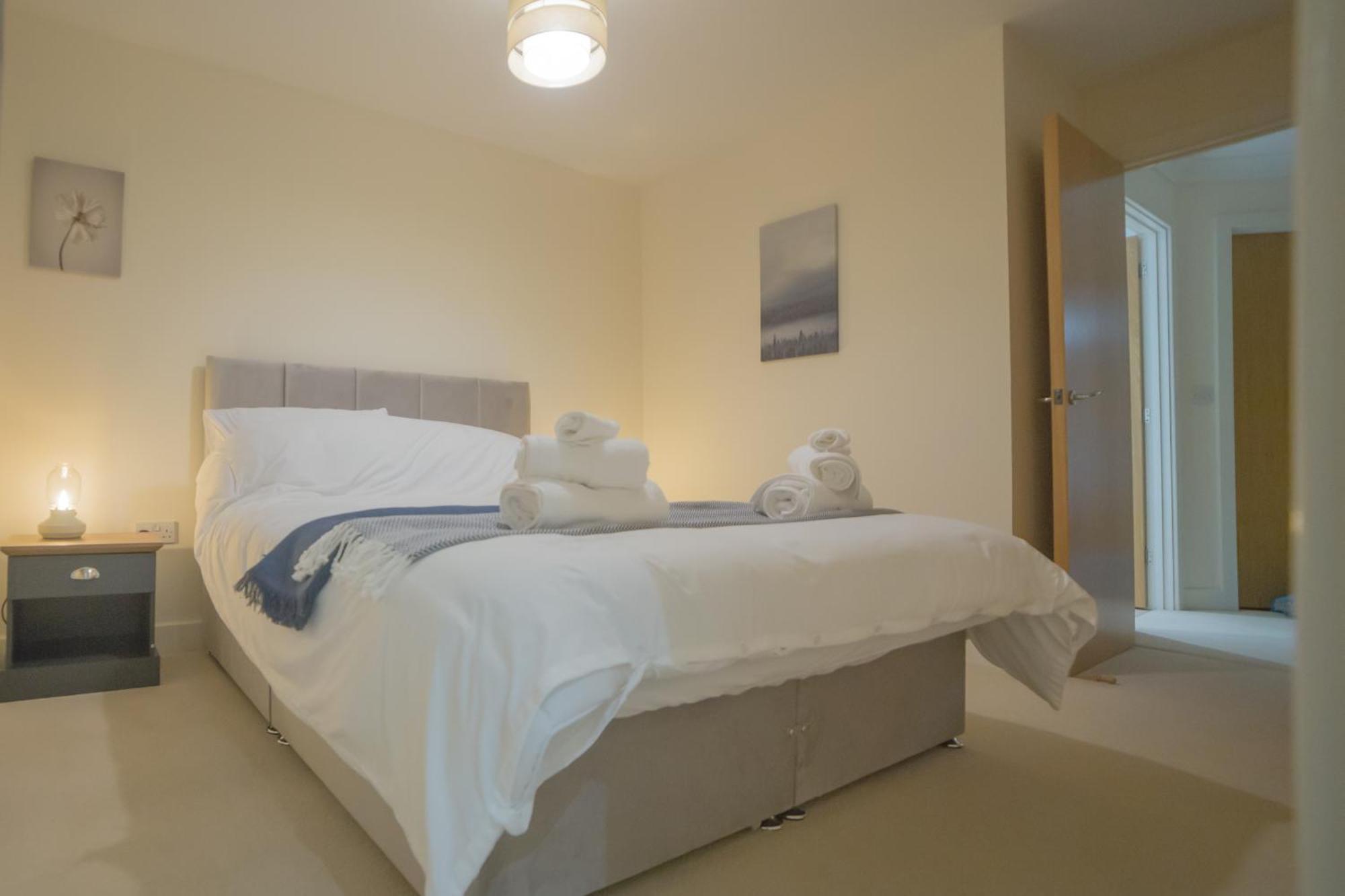 Sleeps9 Parking&Garage 17 Mins To Gatwick, 30 To London Villa Merstham Kültér fotó