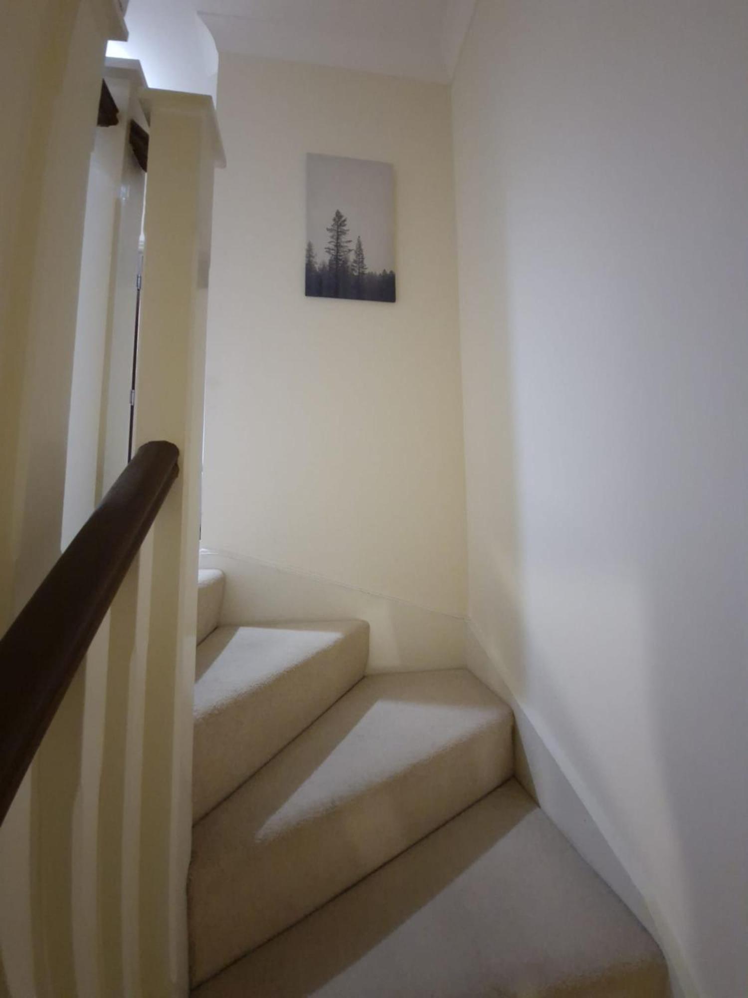 Sleeps9 Parking&Garage 17 Mins To Gatwick, 30 To London Villa Merstham Kültér fotó